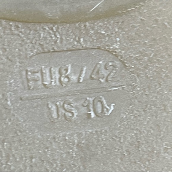 THE FLEXX Black Suede “Smoother” Peep Toe Wedge, Women’s Size 10 - Picture 9 of 11